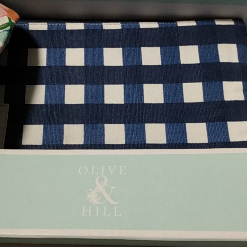 Olive & Hill Trio Pouch Set ( You Look Lovely Toda - Picture 3 of 4